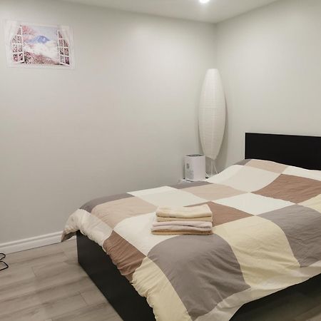Perfect Location Comfort Private House Lower Level 2 Bedroom Unit Mississauga Exteriör bild
