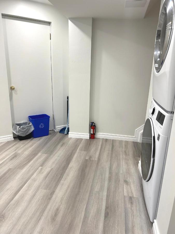 Perfect Location Comfort Private House Lower Level 2 Bedroom Unit Mississauga Exteriör bild